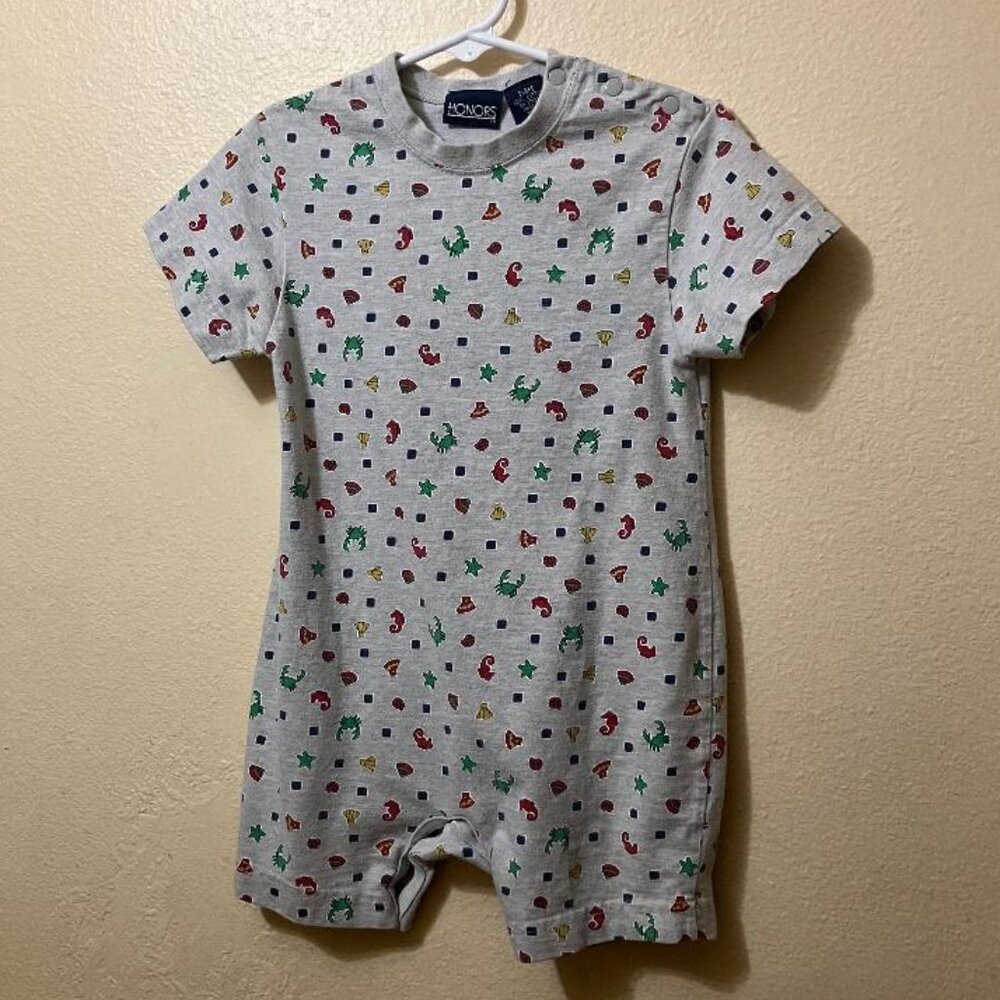 Vintage Honors Grey Beach Theme Pattern Short Sleeve Snap Close Romper Size 24M